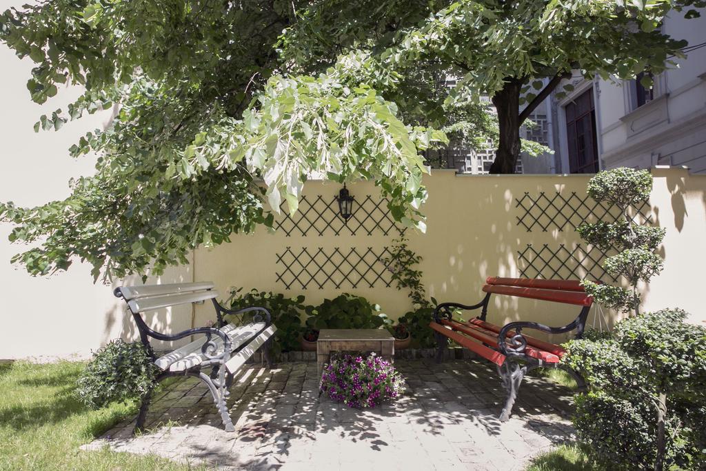 Green And Blue Garden Apartments Belgrado Exterior foto